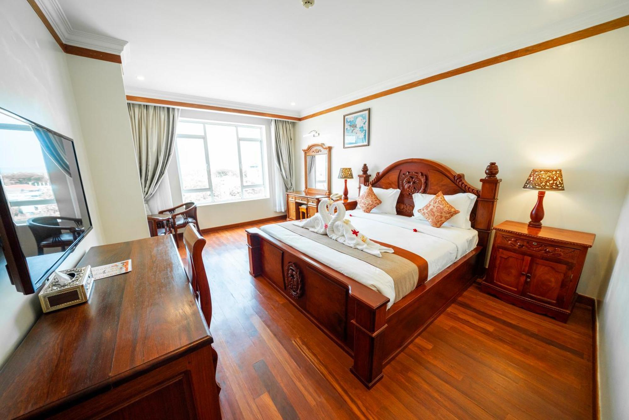 ปุรสัต ริเวอร์ไซด์ โฮเต็ล แอนด์ สปา Hotel โพธิสัต ภายนอก รูปภาพ
